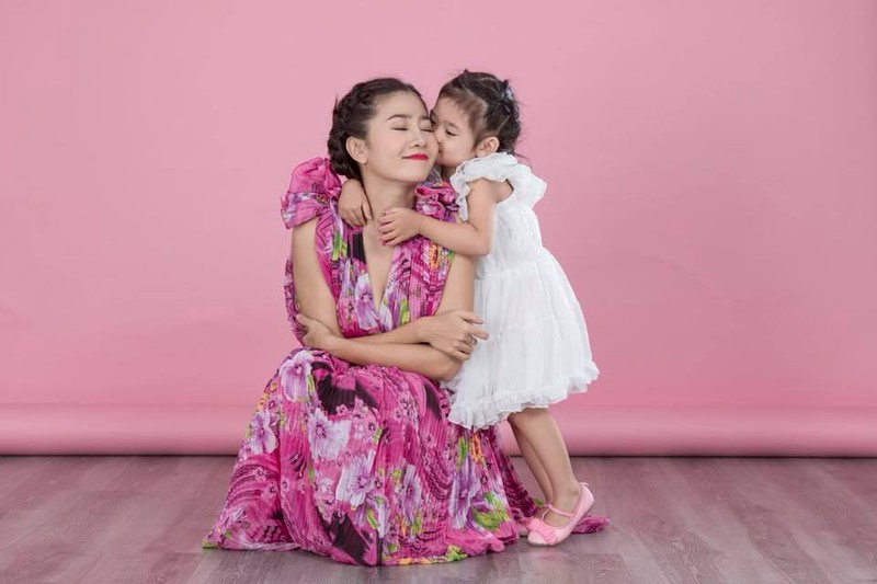 tình mẫu tử là tình cảm thiêng liêng cao đẹp vĩnh cửu nhất