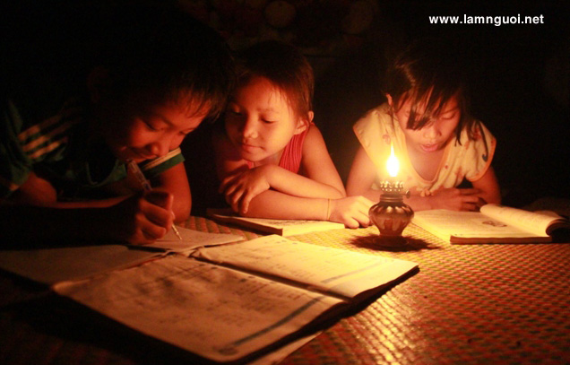 Gần mực thì đen gần đèn thì sáng, chọn bạn mà chơi để thành người thành công