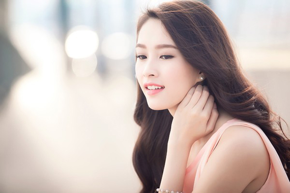 Bình yên niềm vui và hạnh phúc không ở đâu xa, ngay trước mắt bạn đang sống đang có