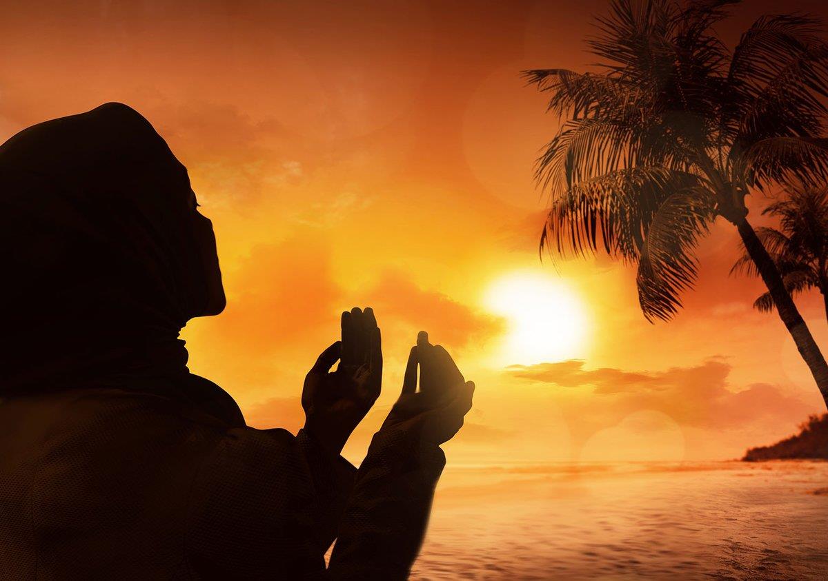 cuộc đời là bể khổ, phồn hoa ngắm mãi cũng thành hư không